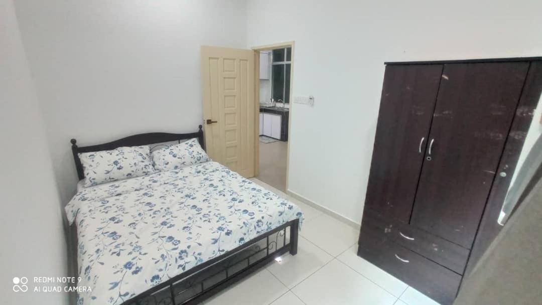 Maryam Homestay Jertih Buitenkant foto