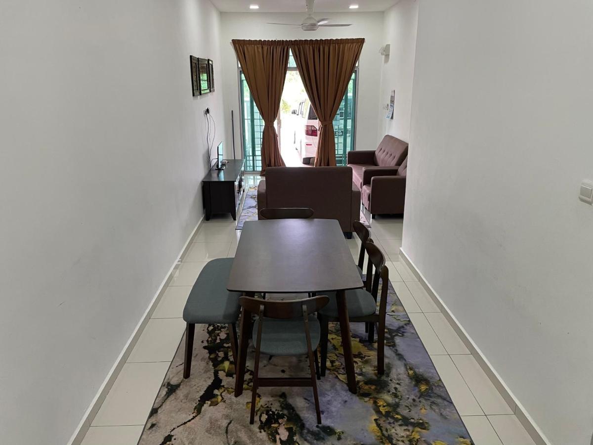 Maryam Homestay Jertih Buitenkant foto